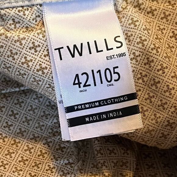 Twills "Let's Paint" Men's Light Khaki Pant.  42x27. - Picture 6 of 7